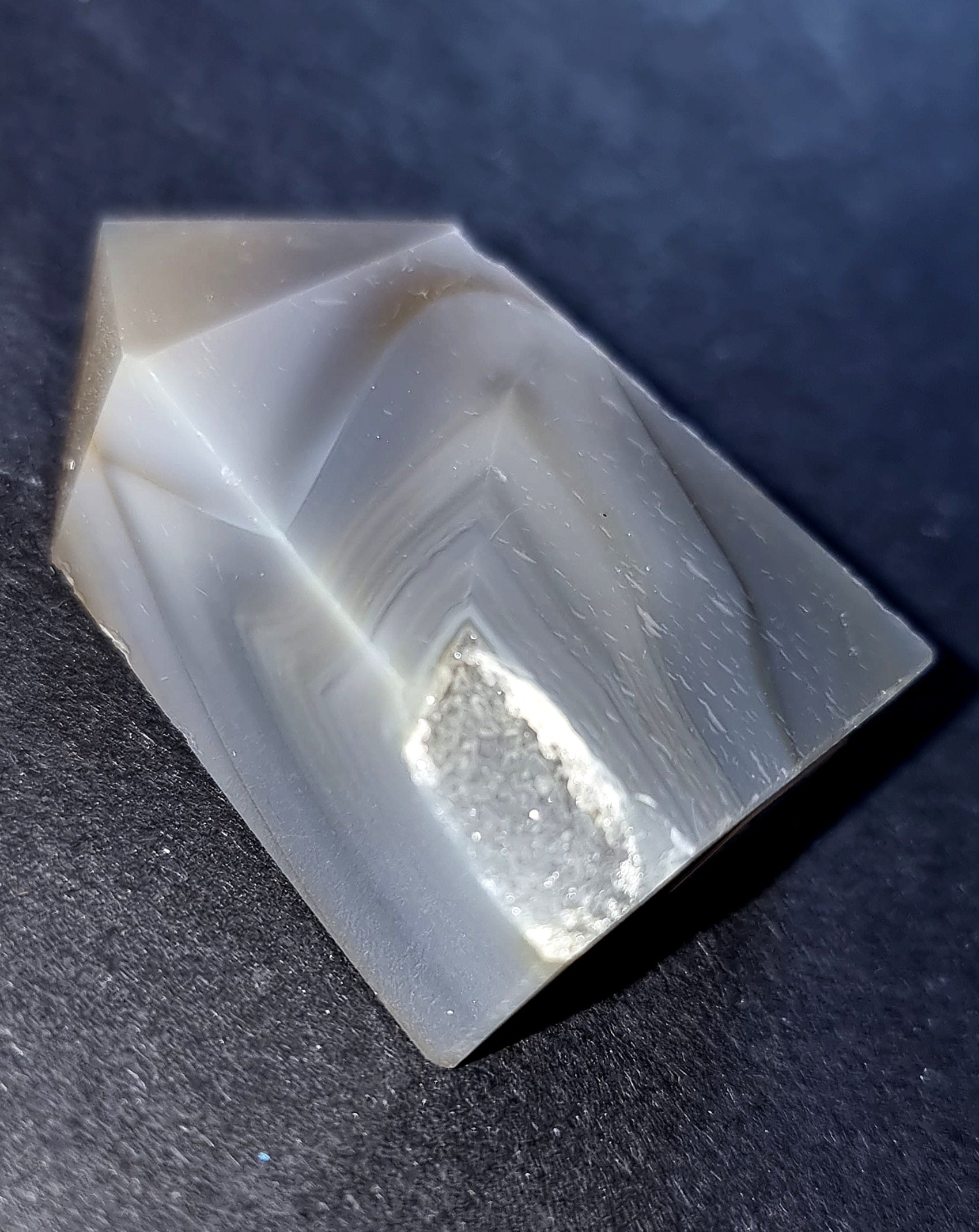 Natural Druzy Agate Point Crystal - Grounding & Emotional Balance 57g