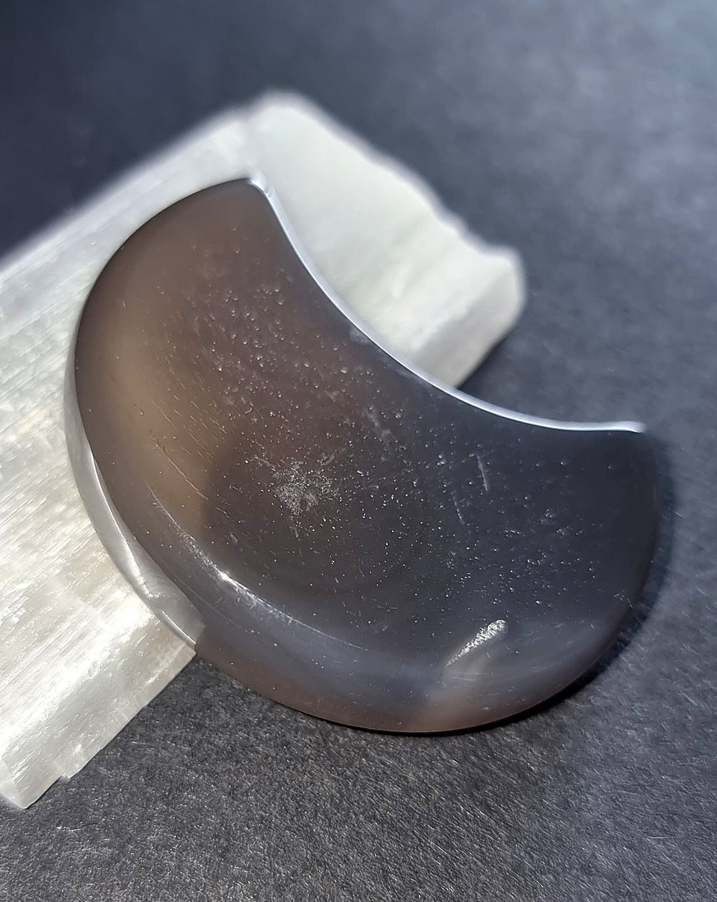 Agate Moon