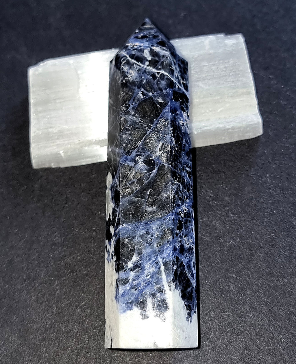 Sodalite Crystal Point - Natural Stone for Throat Chakra & Clear Communication