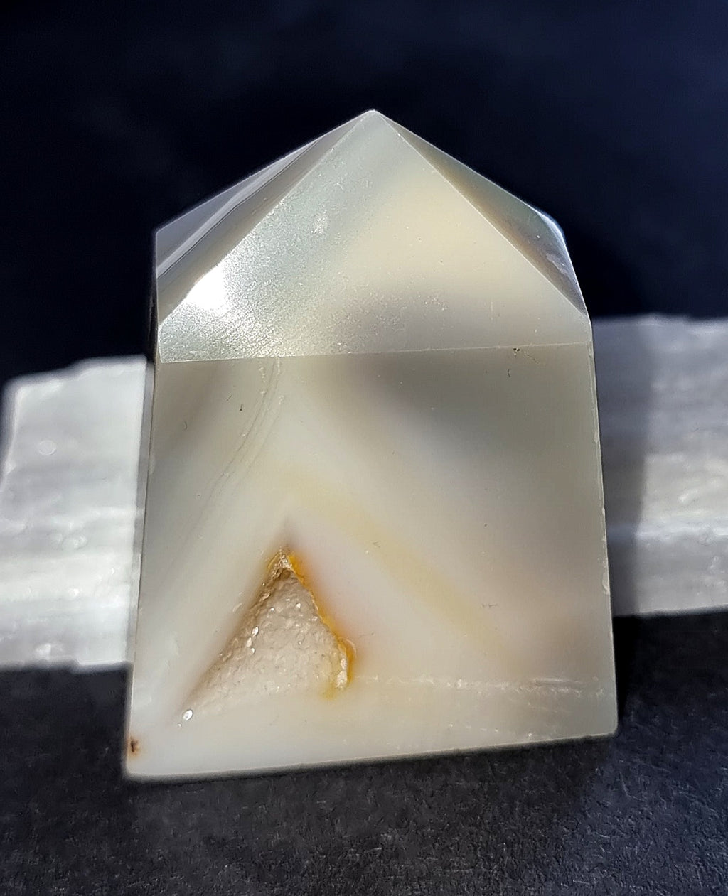 Natural Druzy Agate Point Crystal - Grounding & Mental Clarity Stone 64g