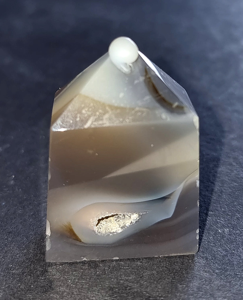 Druzy Agate Crystal Point - Natural Stone for Grounding, Mental Clarity & Emotional Balance