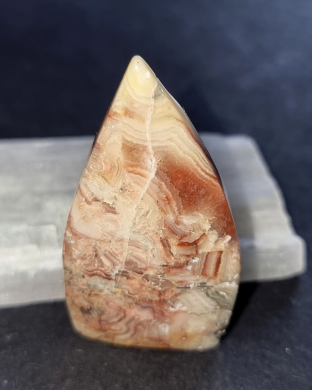 Mexican Lace Agate Crystal Flame - Natural Stone for Confidence, Vitality & Inner Strength