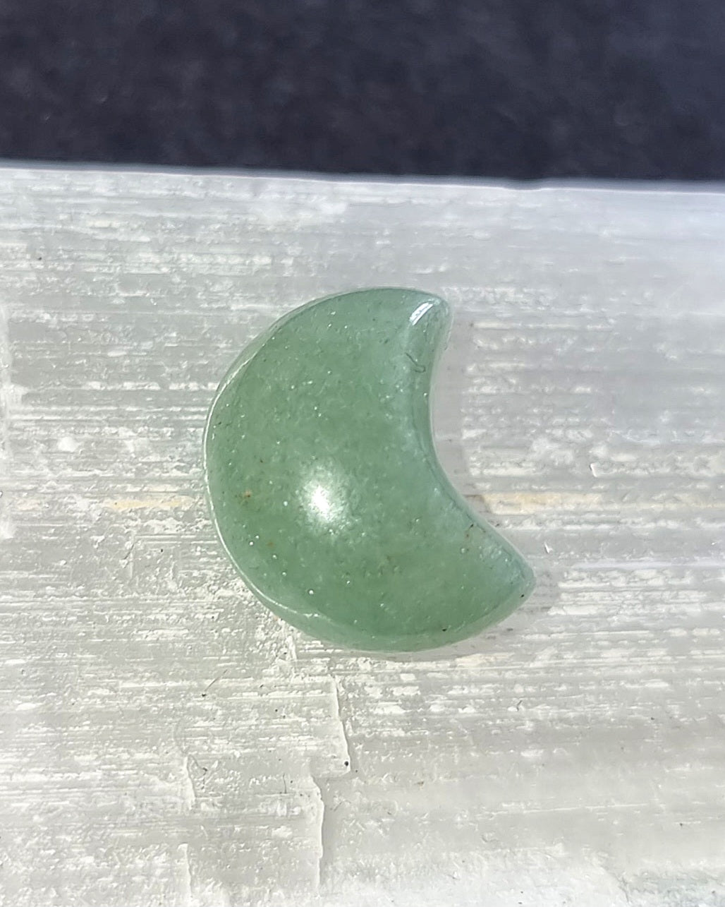Green Aventurine Crystal Mini Moon - Carved Stone for Heart Healing & Emotional Balance