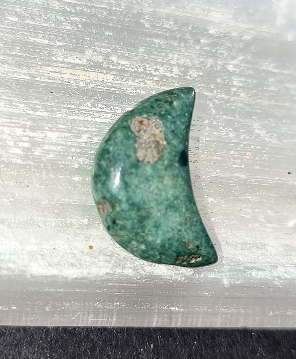 Zoisite Crystal Mini Moon - Carved Stone for Emotional Healing, Strength & Hope