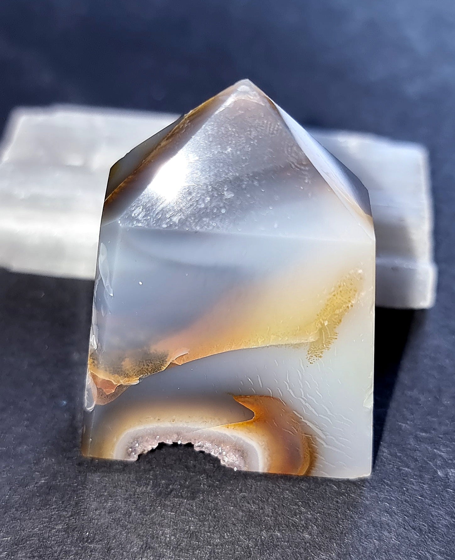 Natural Druzy Agate Point Crystal - Grounding & Emotional Balance Stone 60g