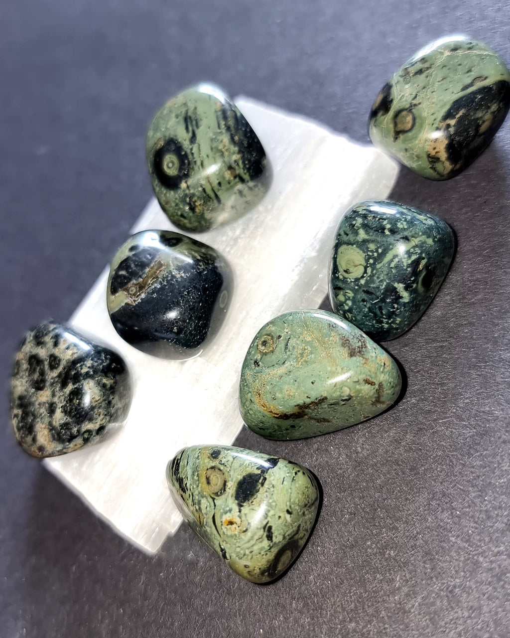 Kambaba Tumble Stone