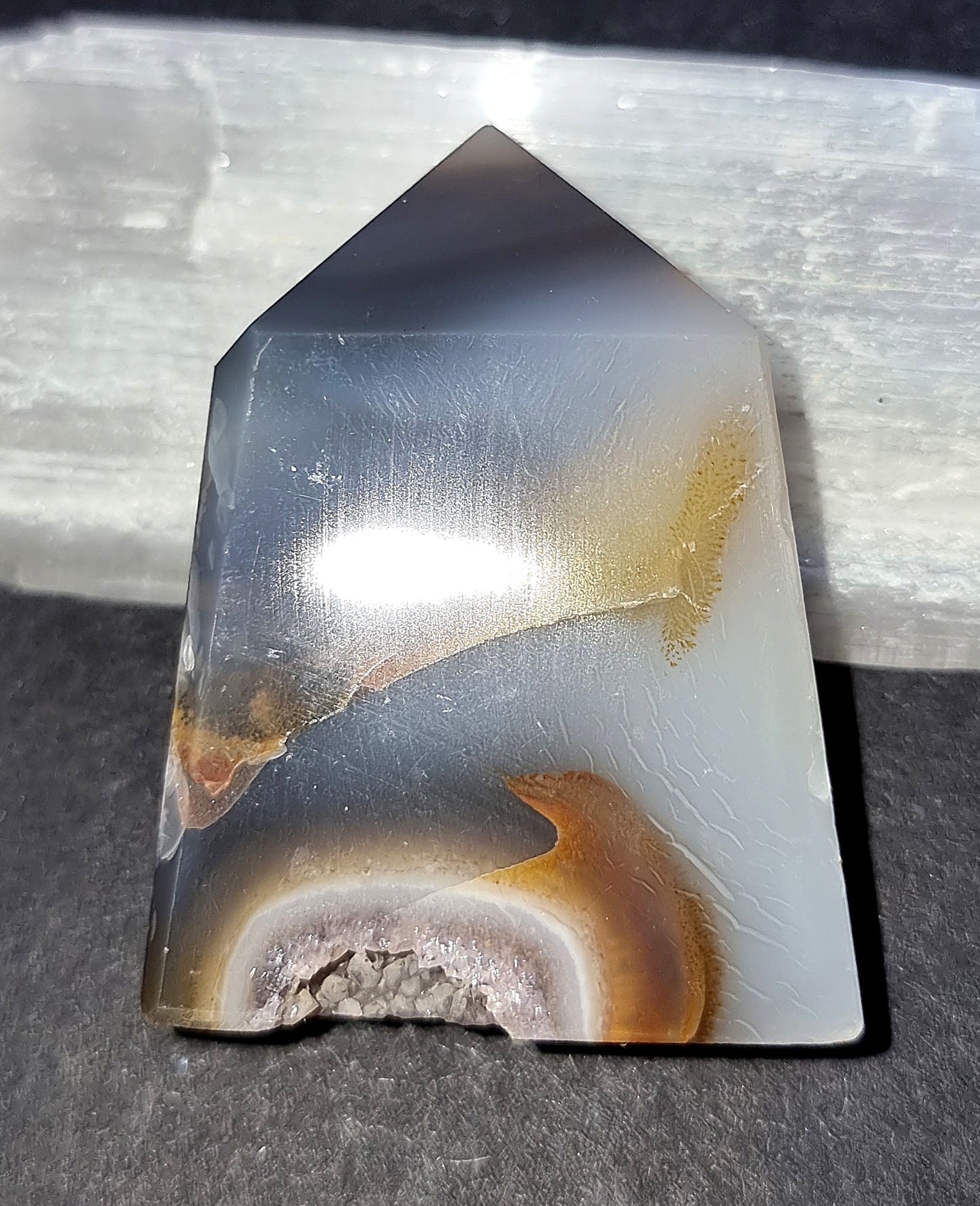 Natural Druzy Agate Point Crystal - Grounding & Emotional Balance Stone 60g