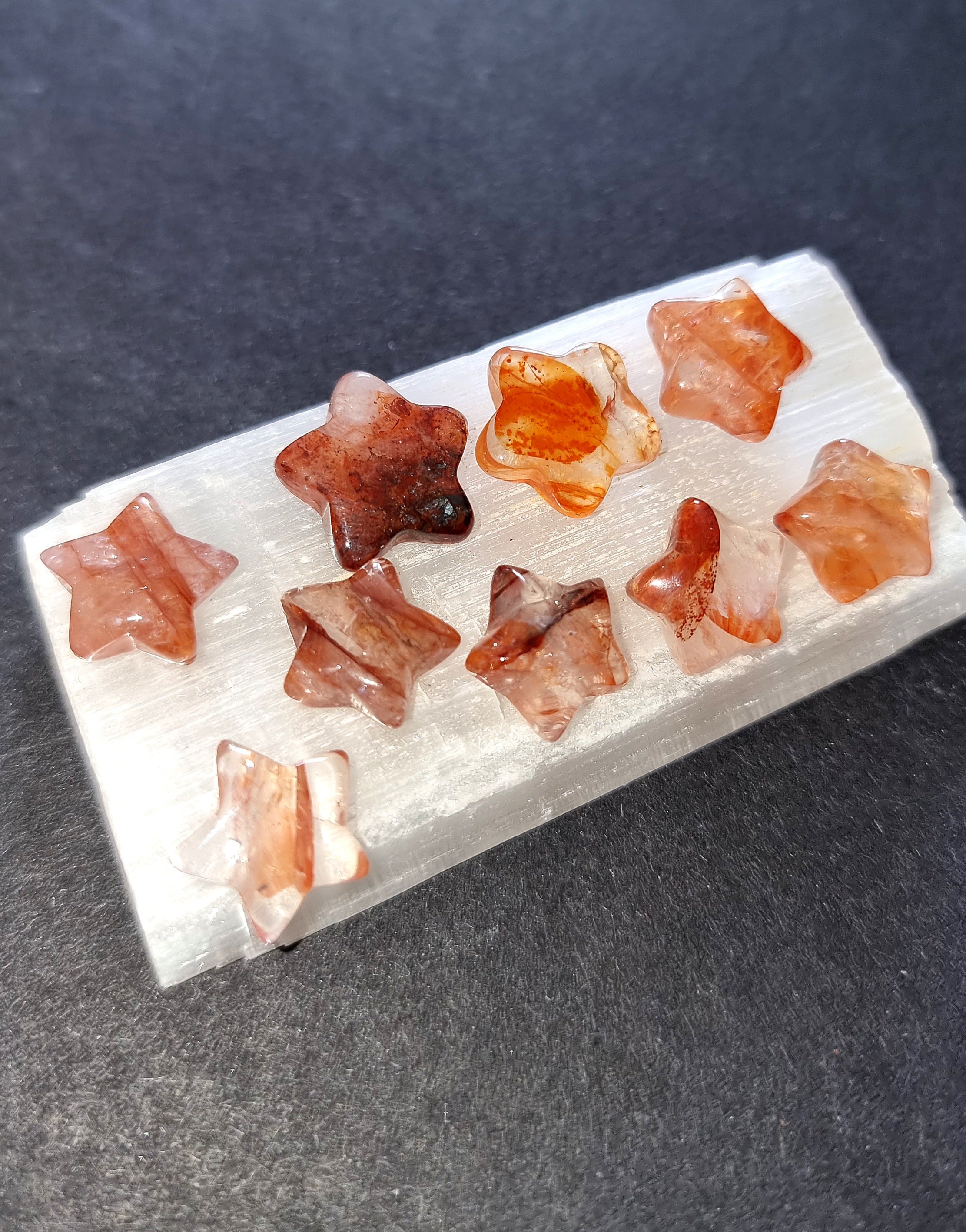 Fire Quartz Mini Star - Carved Crystal for Grounding, Creativity & Emotional Healing