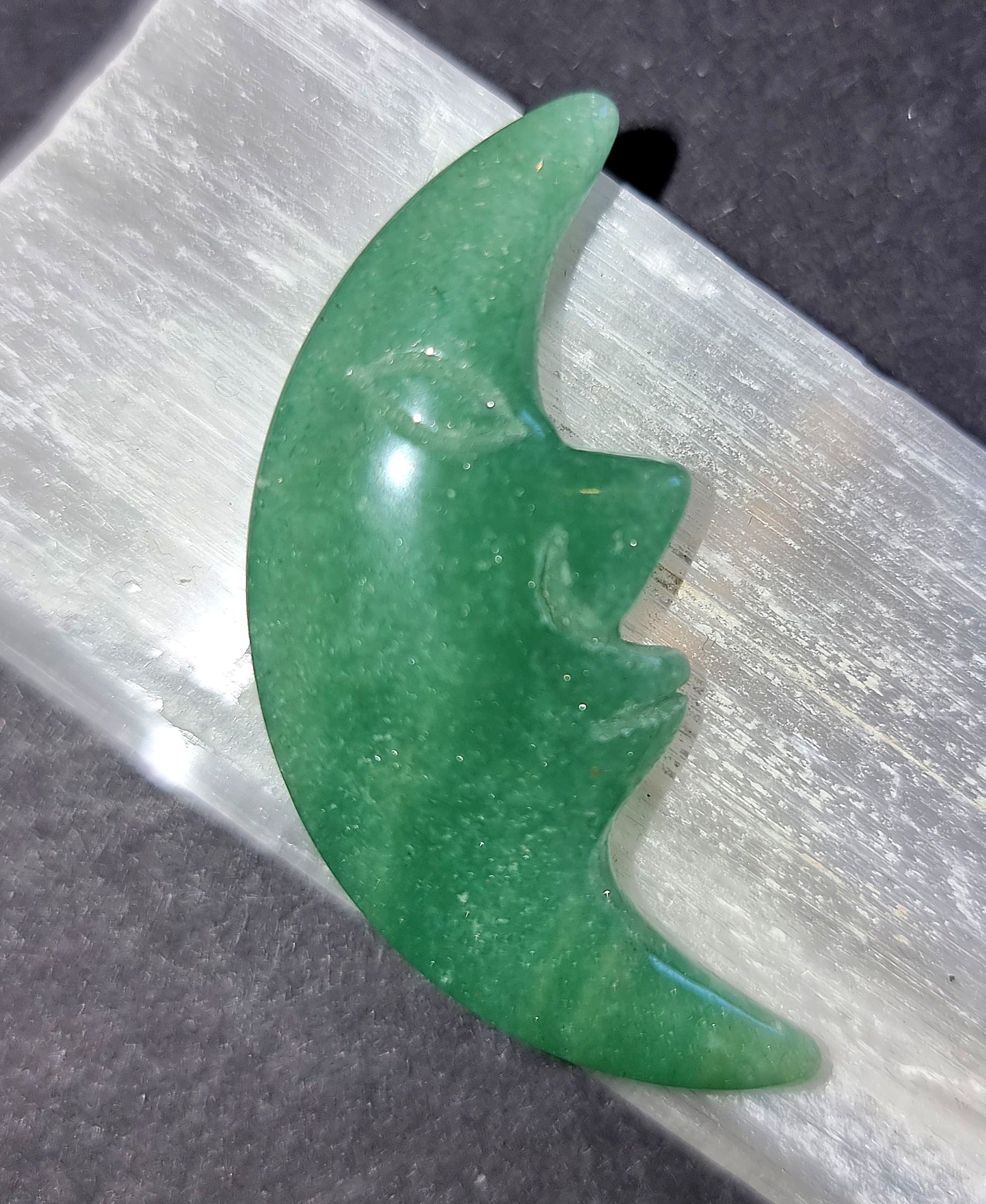 Green Aventurine Moon - Heart Chakra Crystal for Love & Emotional Healing