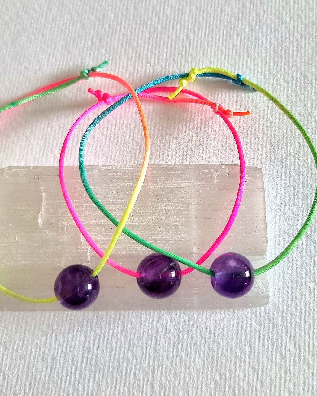 Amethyst Adjustable Rainbow Bracelet - Sleep, Grief & Third Eye Chakra