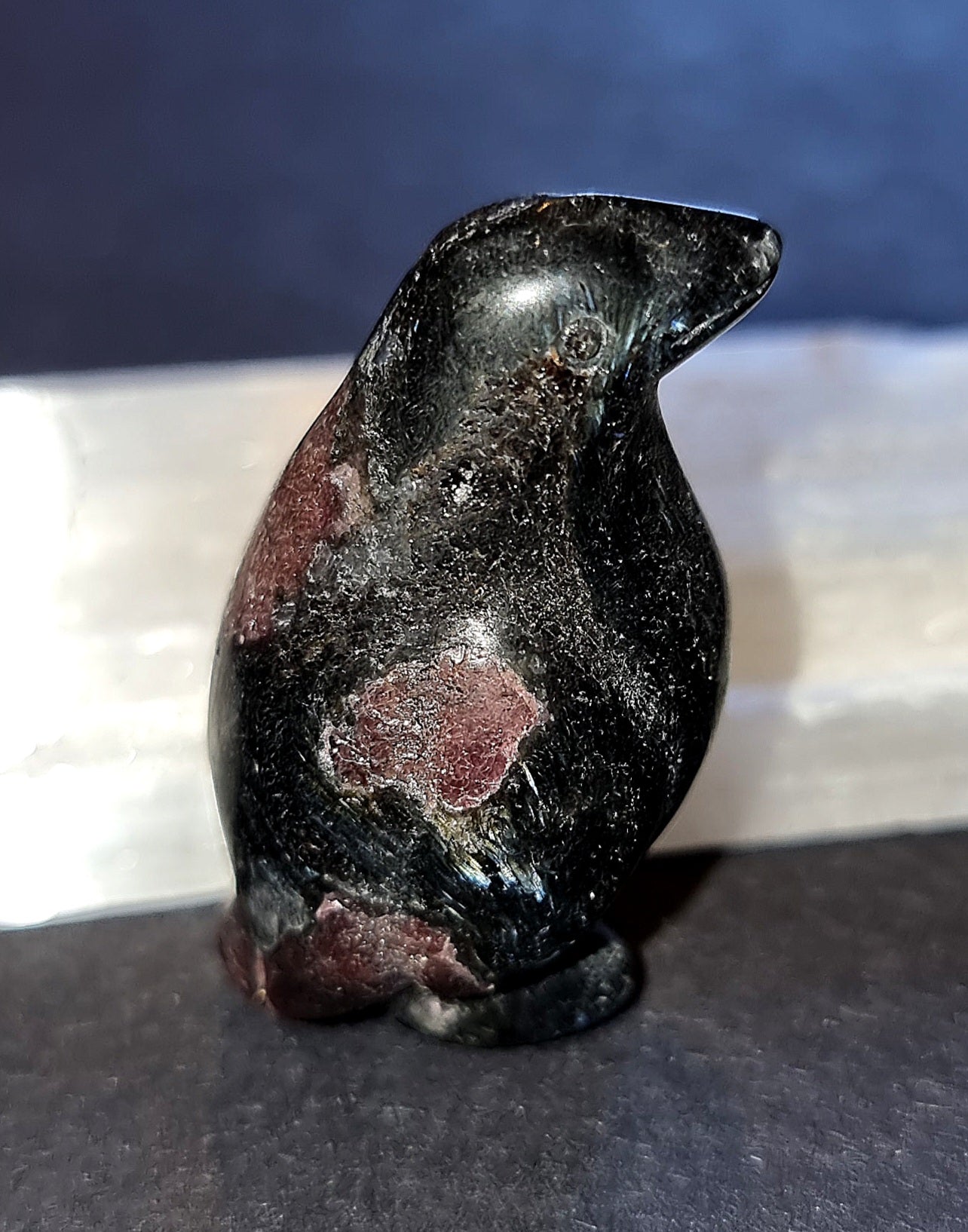 Arfvedsonite Penguin with Garnet - Firework Stone