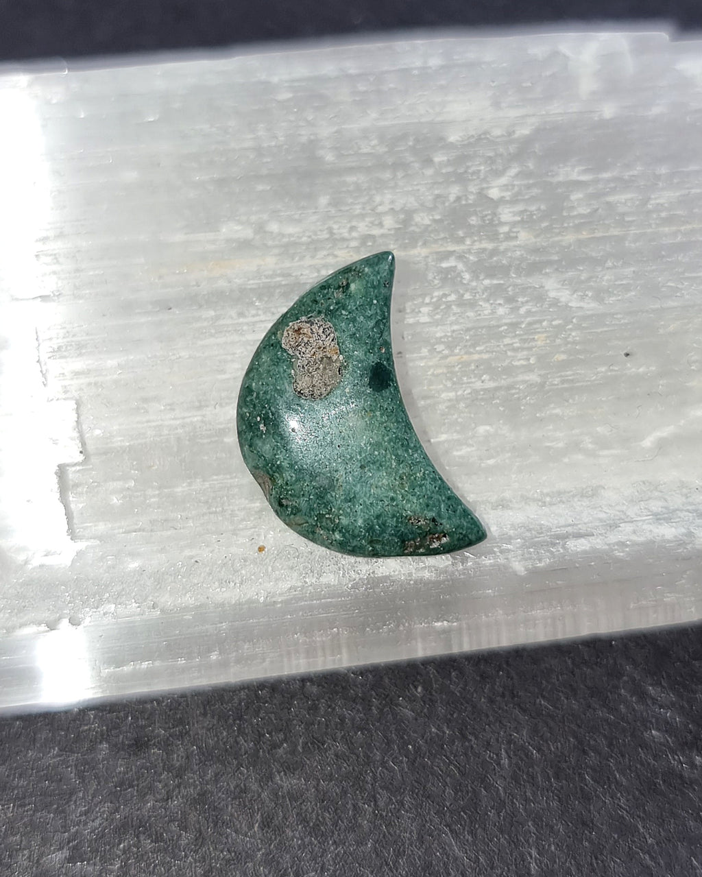 Zoisite Crystal Mini Moon - Carved Stone for Emotional Healing, Strength & Hope