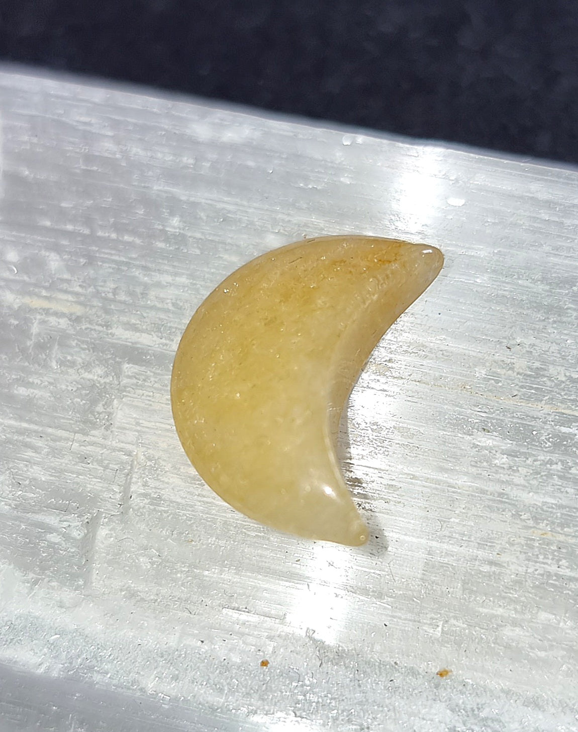 Yellow Aventurine Crystal Mini Moon - Carved Stone for Creativity, Confidence & Motivation