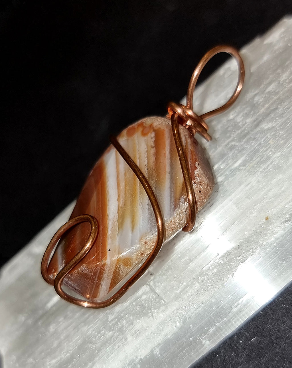 Chunky Agate Pendant for Men - Bold Grounding & Confidence Crystal