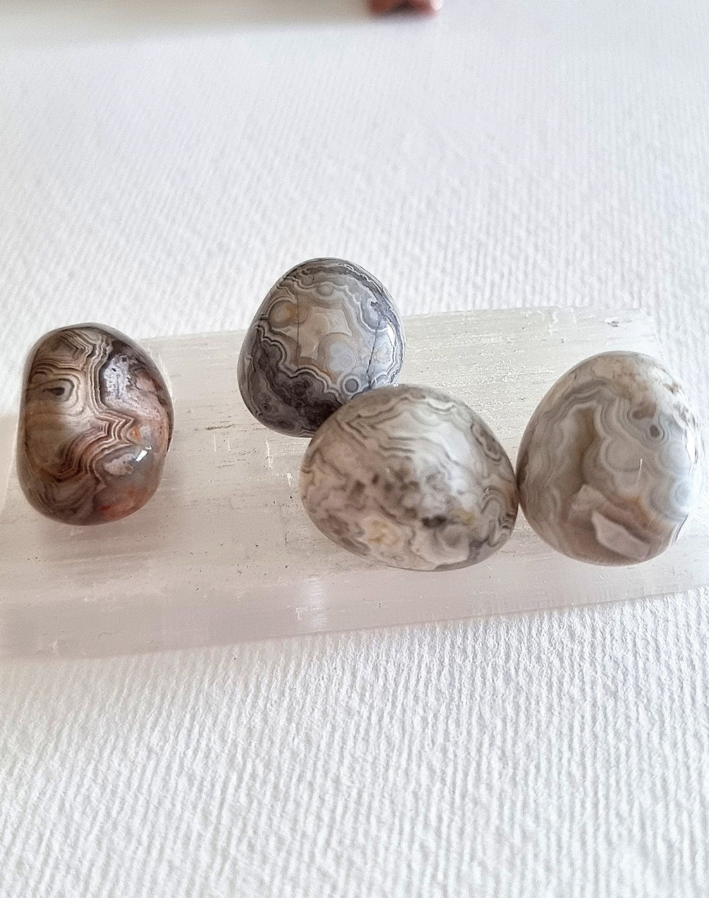 Mexican Lace Agate Tumble Stone