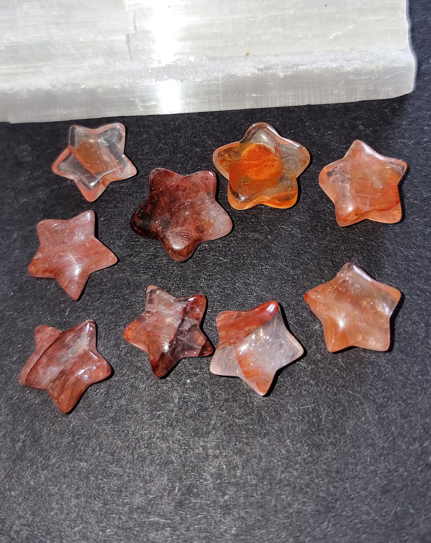 Fire Quartz Mini Star - Carved Crystal for Grounding, Creativity & Emotional Healing